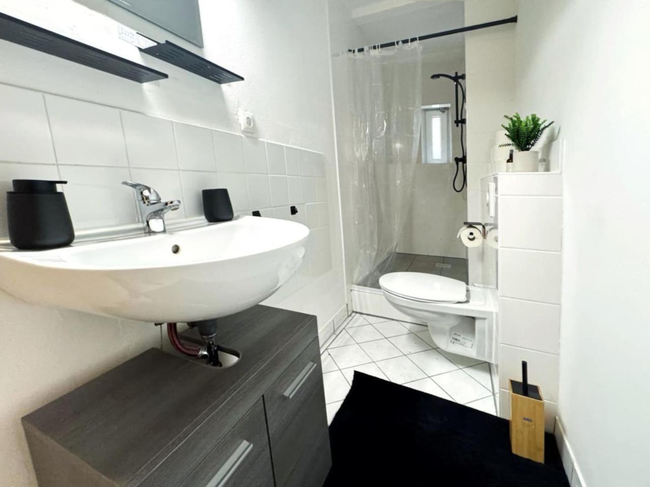 I Spacious Private In Heart Of Appartement